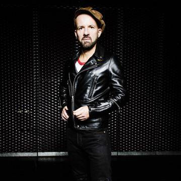 Основателят на ДИСКО ПАРТИЗАНИ DJ SHANTEL пристига в България