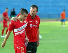 Марсиньо и Карачанаков отпътуваха за Истанбул