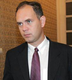 Шеф на „Софийски имоти“ като Вальо Топлото, писал парфюми и лекарства за представителен разход