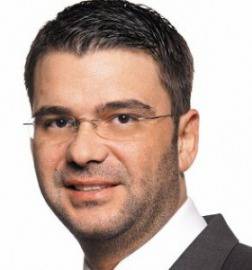 Д-р Енчев се жени за Теди Велинова