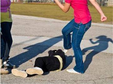 14-годишни момичета пребиха осмокласничка