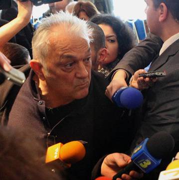 Сашо Диков ще се вихри по Нова