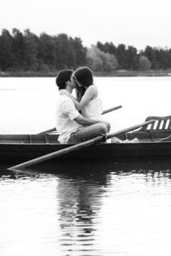 Кои са най-добрите любовни песни? видяна 5385 коментари 3