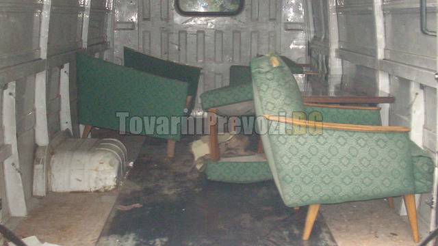 Сваляне на мека мебел