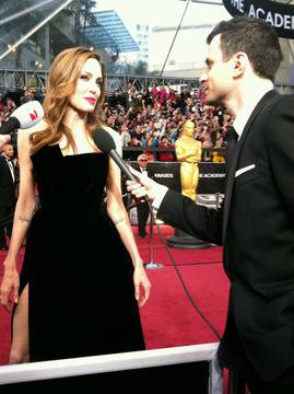 Кореспондентът на bTV в САЩ Ясен Дараков с ексклузивни кадри от червения килим на „Оскар“-ите