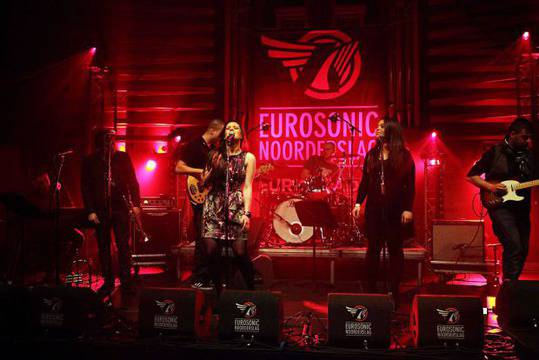 Премиера: “Силната любов“ на Криста и Спенс видяна 796 коментари 0