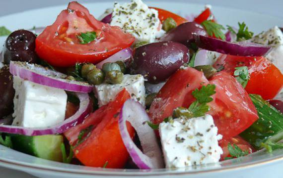 ТОП 5 на най-популярните салати в света!