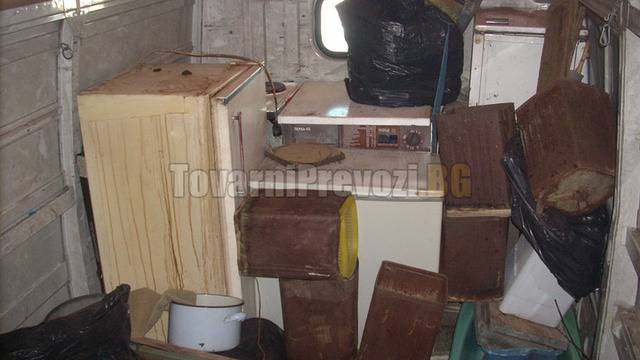 Изхвърляне на стара бяла техника