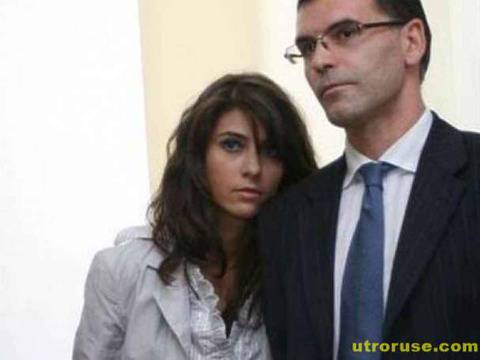 Мони, цункай Джиджи!