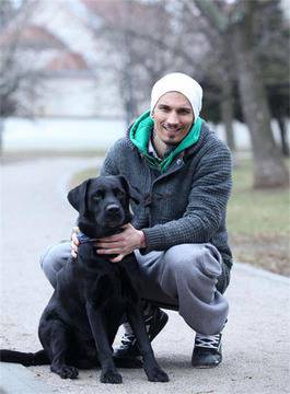 Джак на Мартен Роберто преял с баклава като малък