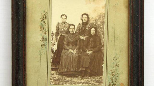 Фамилната история на Диана Дудинска