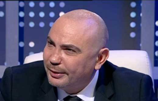 Вижте какво се случва с Росен Петров