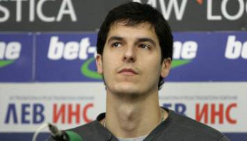 Светослав Гоцев с 8 точки при загуба на Верона