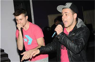 Ангел и Мойсей се включват в 8-часов хип-хоп маратон