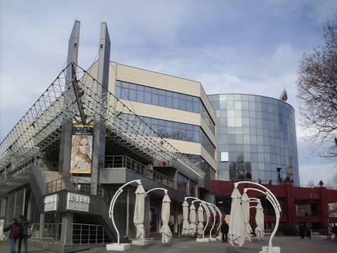 Награждават най-добрите студенти в БСУ