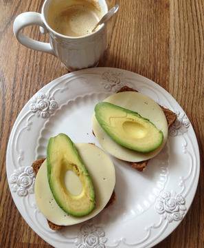 Вълшебното авокадо видяна 3392 коментари 1