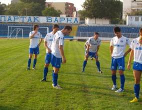 Спряха стачката за пари в Спартак (Варна) – УЕФА дава 12 000 лв. на ДЮШ