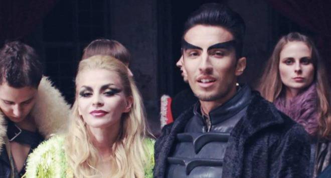 Алек Сандър и Деси с нови проекти