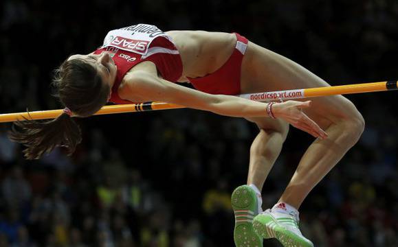 Венева и Демирева на финал в скока на височина