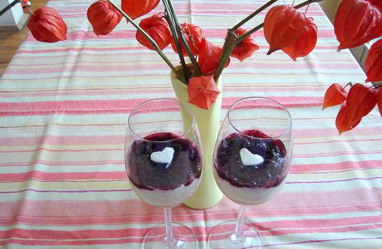 Бърз чийзкейк с ягоди без печене