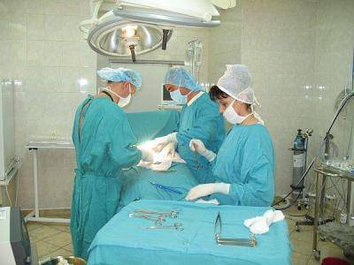 Френски хирурзи оперират пловдивски малчугани с лицево-черепни малформации