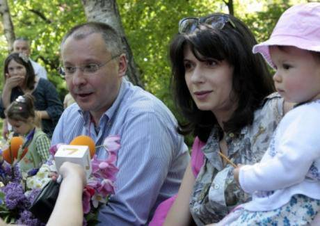 Сергей Станишев и Моника Йосифова ще имат син!