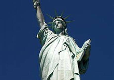 Американската колонизация на Източна Европа