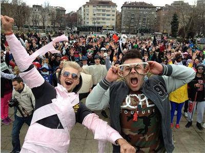 Харлем шейк (Harlem shake) Може ли някой да спре прогреса?