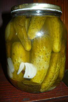 Консервирани кисели краставички – II вариант