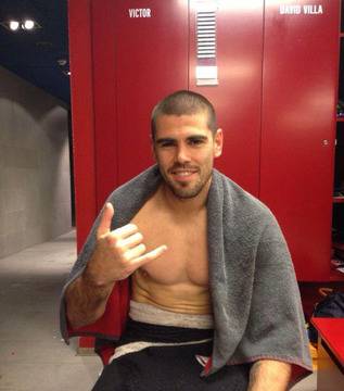 Шумахер празнува в съблекалнята на Барса (снимки)