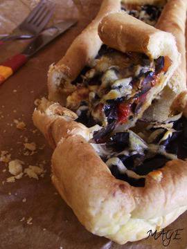 Тарта с маслини и домати