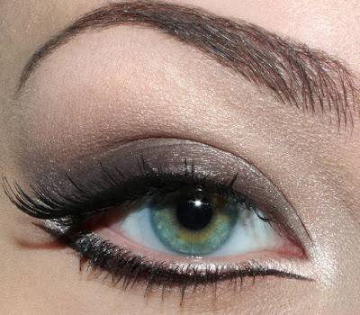 Красив грим в шоколадово-кафява гама – Фото урок (Стъпка по стъпка)