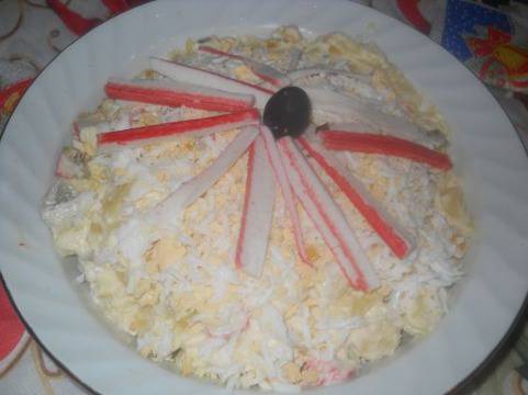 Салата с ролца от раци – II вариант