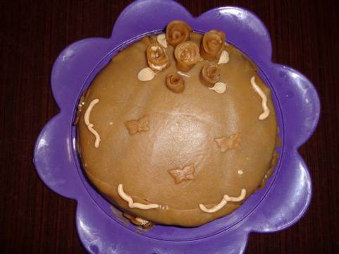 Торта с орехови блатове и марципан Варна