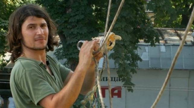 Неизвестен оператор подучва Горанов да вика срещу ТИМ (видео)