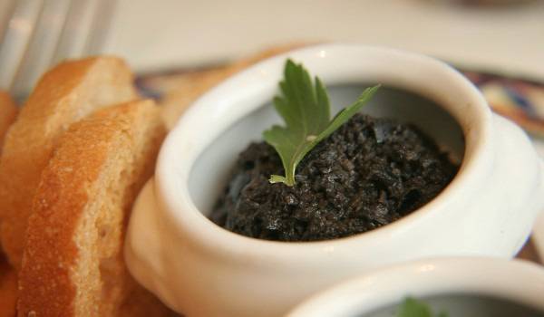 Да си приготвим домашна маслинова паста