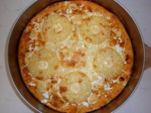 Моята пица `Хаваи` с готово тесто