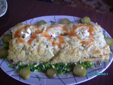 Картофено руло с месна плънка