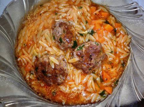 Телешки кюфтенца с критараки