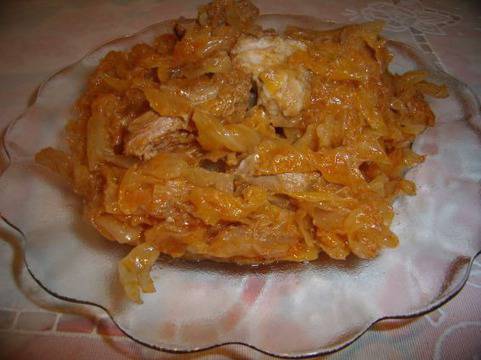 Свинско с кисело зеле