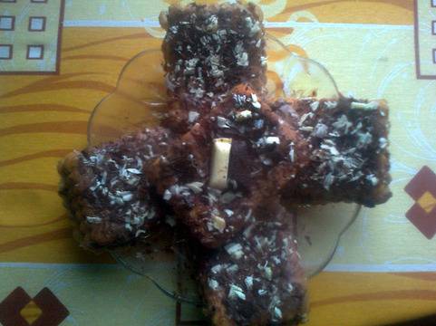 Бисквитена торта с домашен крем