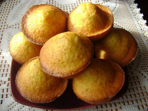 Мъфини с парченца шоколад