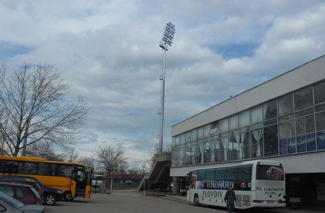 Ето го новото осветление на Лаута! (СНИМКИ)