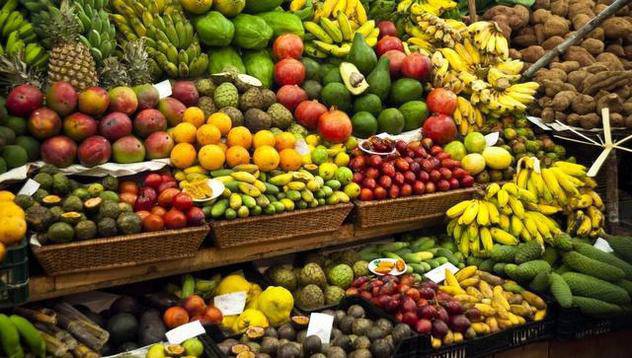 Фалшиви биоплодове и зеленчуци заливат магазините