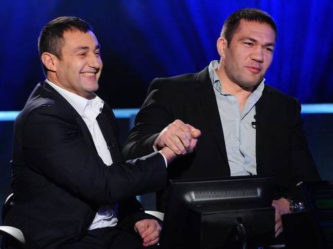 Кубрат Пулев срещу Ники Кънчев на ринга на „Стани богат“