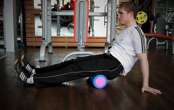 Самомасаж с фоумролер