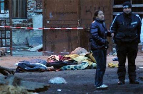 Тройният убиец обиран многократно, мълчал, но накрая избеснял