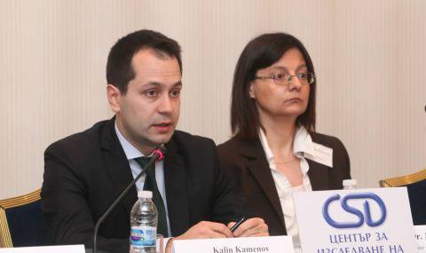 Родители продават децата си