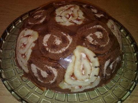 Купол с готови рула и течен шоколад