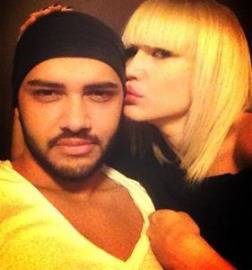 Снежина Вълкова има афера с известния фризьор Венелин Кондаков